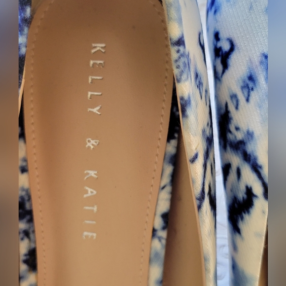 Kelly & Katie NEW Blue Tie Dye Pointed Toe Misha Classic Pumps Heels Size 10M - Picture 4 of 11
